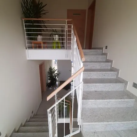 Casa La Vino 라이웬